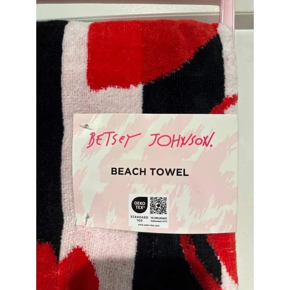 BETSEY JOHNSON BEACH TOWEL-Cherry
